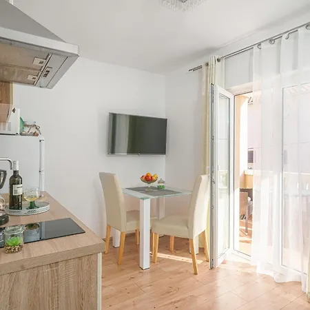 Apartment In Mit Grill *